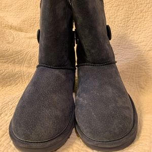 Lamo essential boots for women